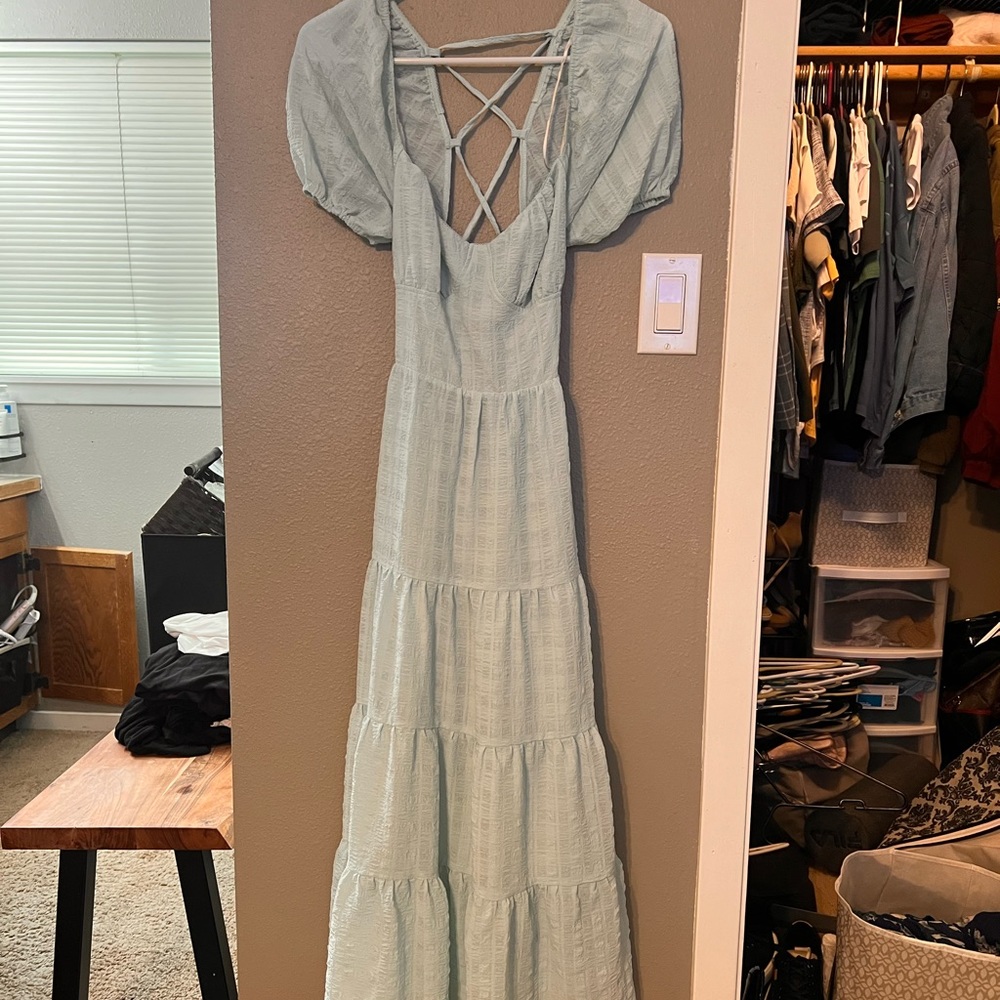Women’s dress